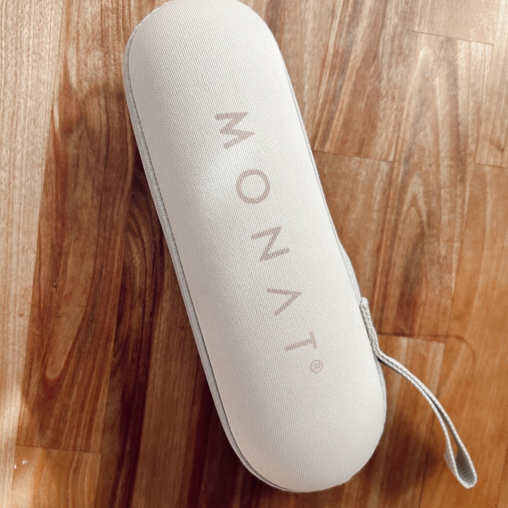 Monat Umbrella